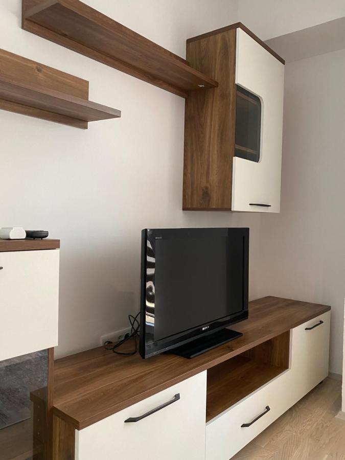 Simonovski'S Apartments Skopje Ngoại thất bức ảnh